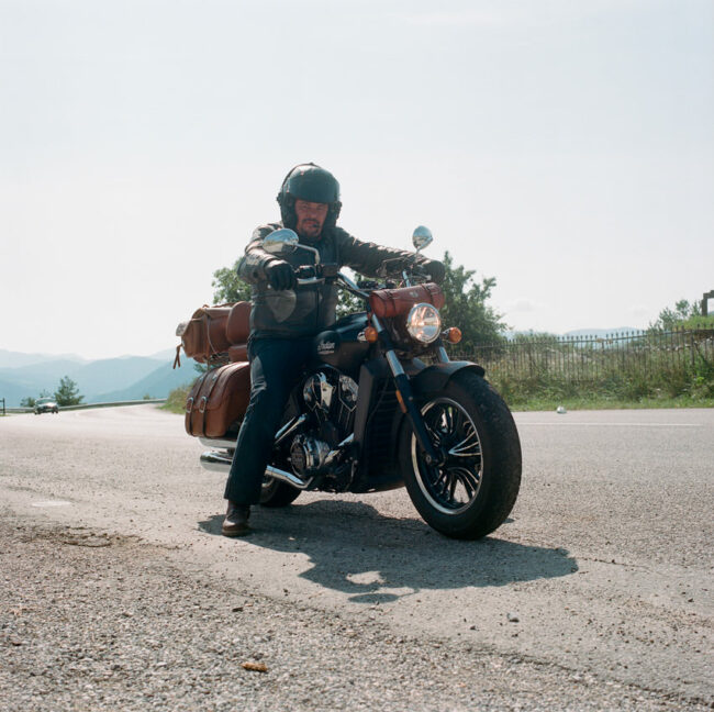 Portrait of Maxime, biker on the Napoléon road